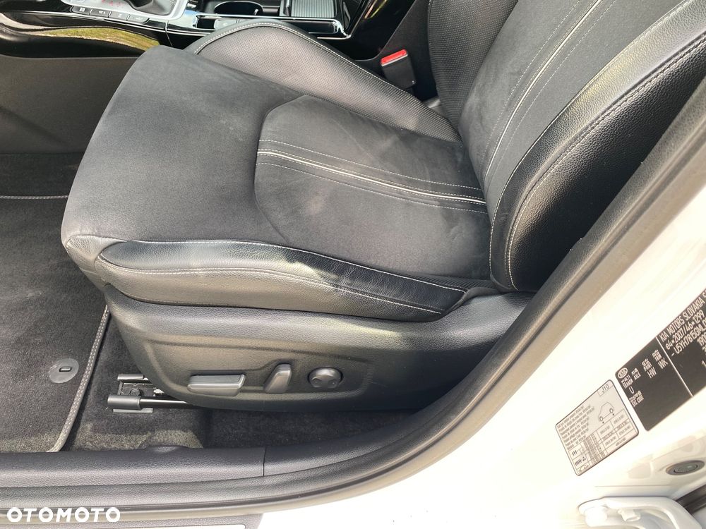 Kia Ceed 1.5 T-GDI DCT7 OPF GT Line - 22