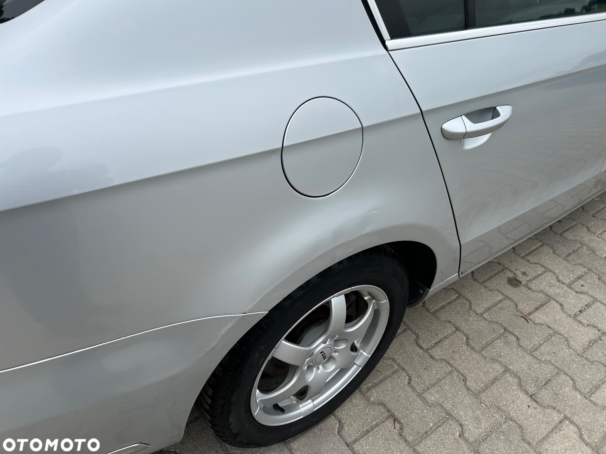 Volkswagen Passat - 28