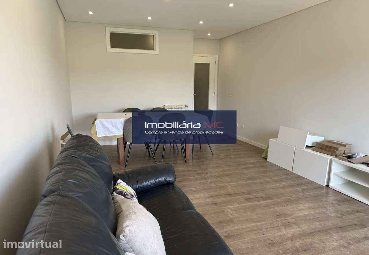 Apartamento T2+1 em Valadares C/Garagem Fechada - Grande imagem: 4/19