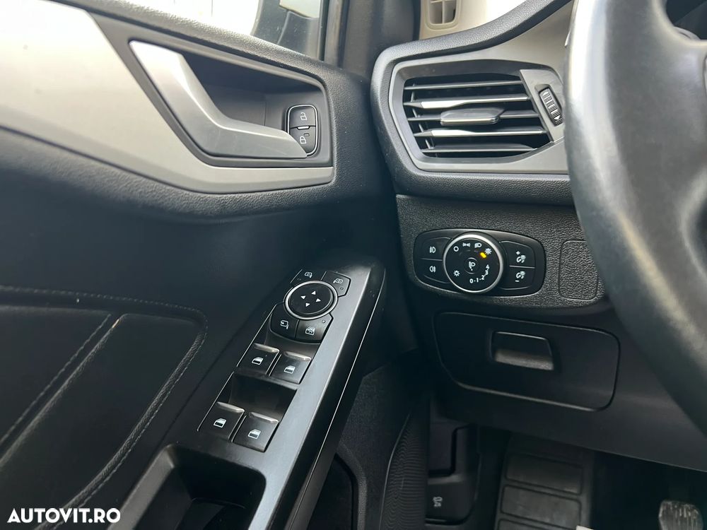 Ford Focus 1.5 EcoBlue Start-Stopp-System TREND - 17