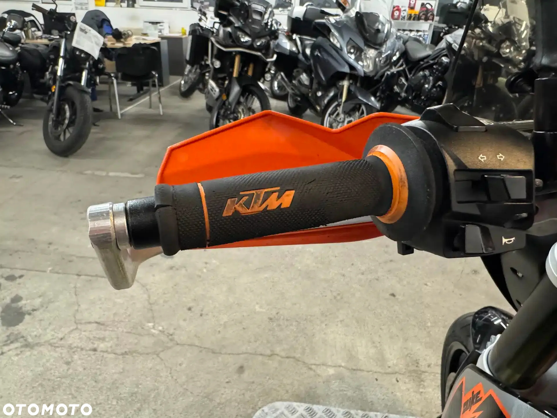 KTM Duke - 30