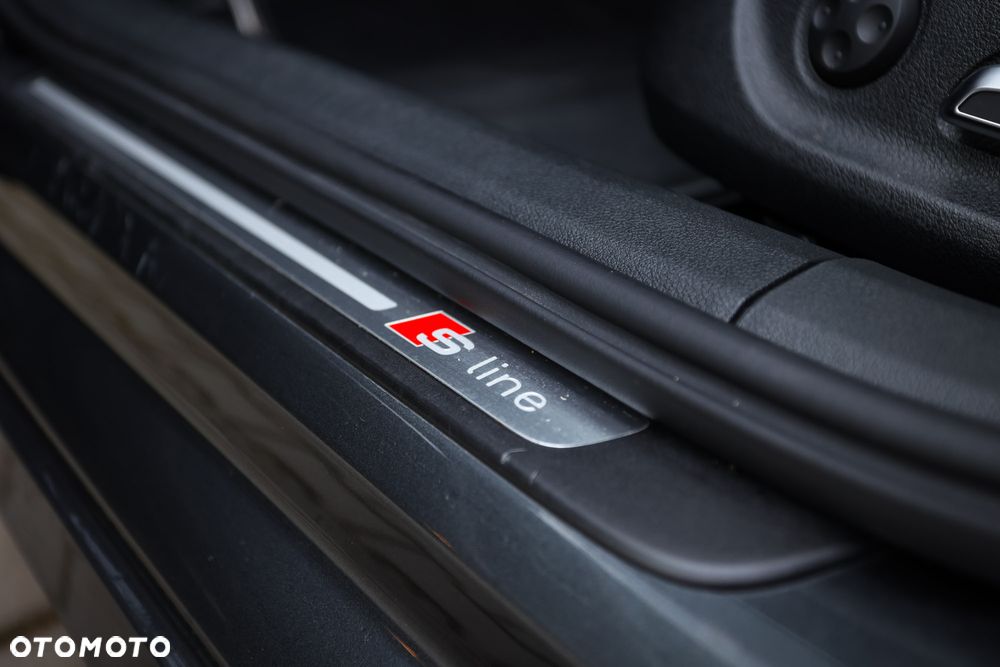 Audi A6 Avant 2.0 TDI Ultra DPF S tronic - 20