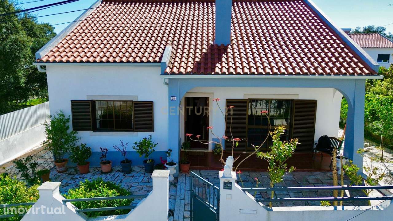 Moradia T3 em Almada, União das Freguesias de Caparica e Trafaria - Grande imagem: 5/37