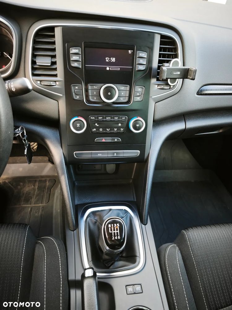 Renault Megane 1.2 Energy TCe Zen - 13