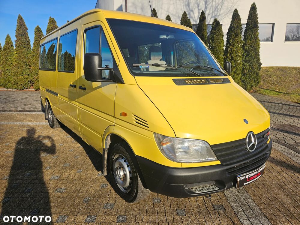 Mercedes-Benz Sprinter - 8