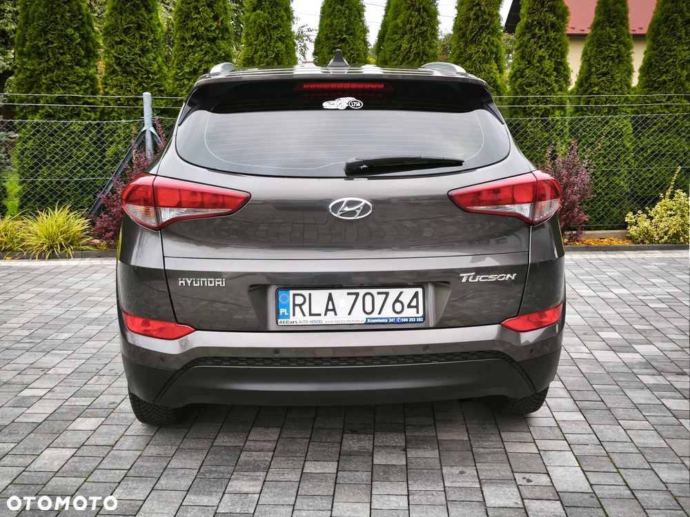 Hyundai Tucson blue 1.6 GDi 2WD Navi - 6