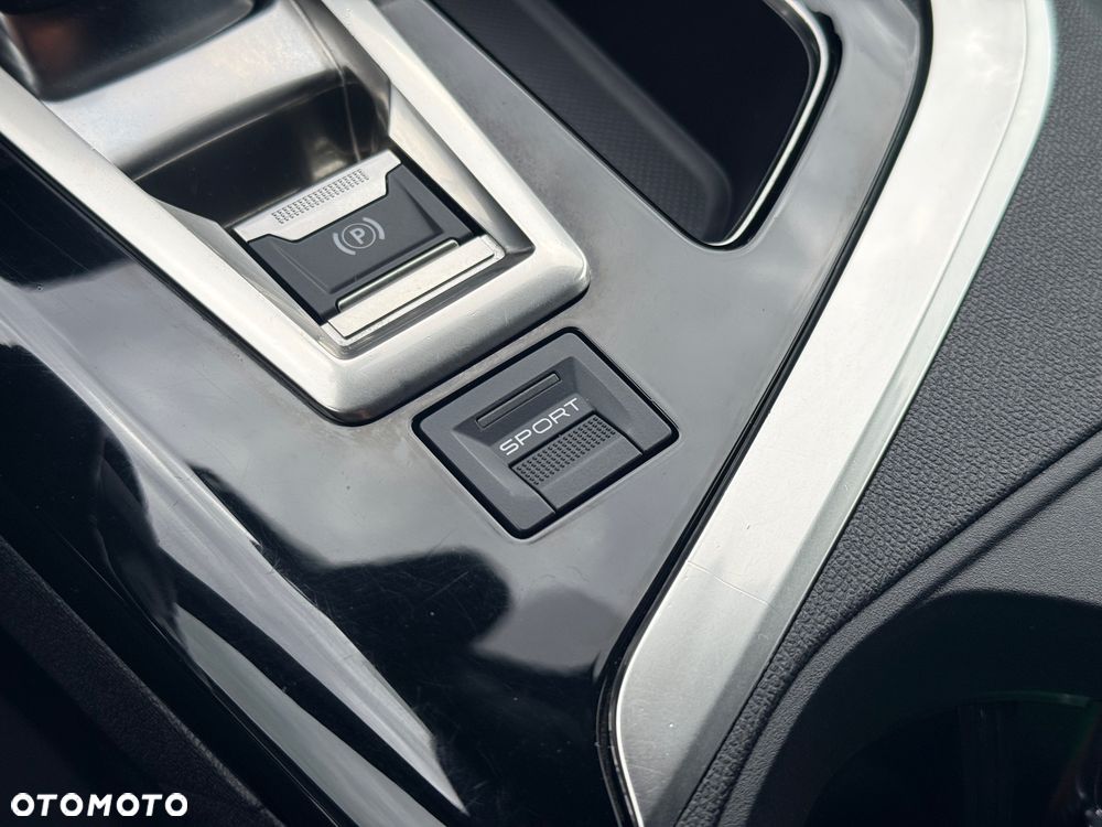 Peugeot 3008 BlueHDi 130 Stop & Start EAT8 GT - 34