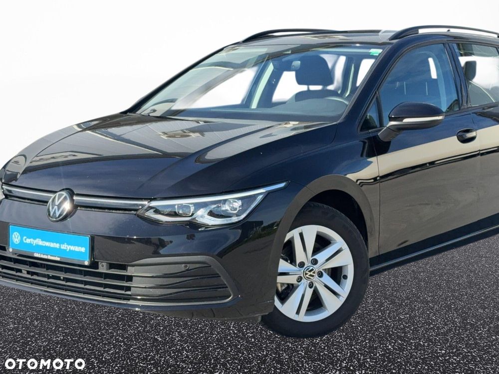 Volkswagen Golf - 8