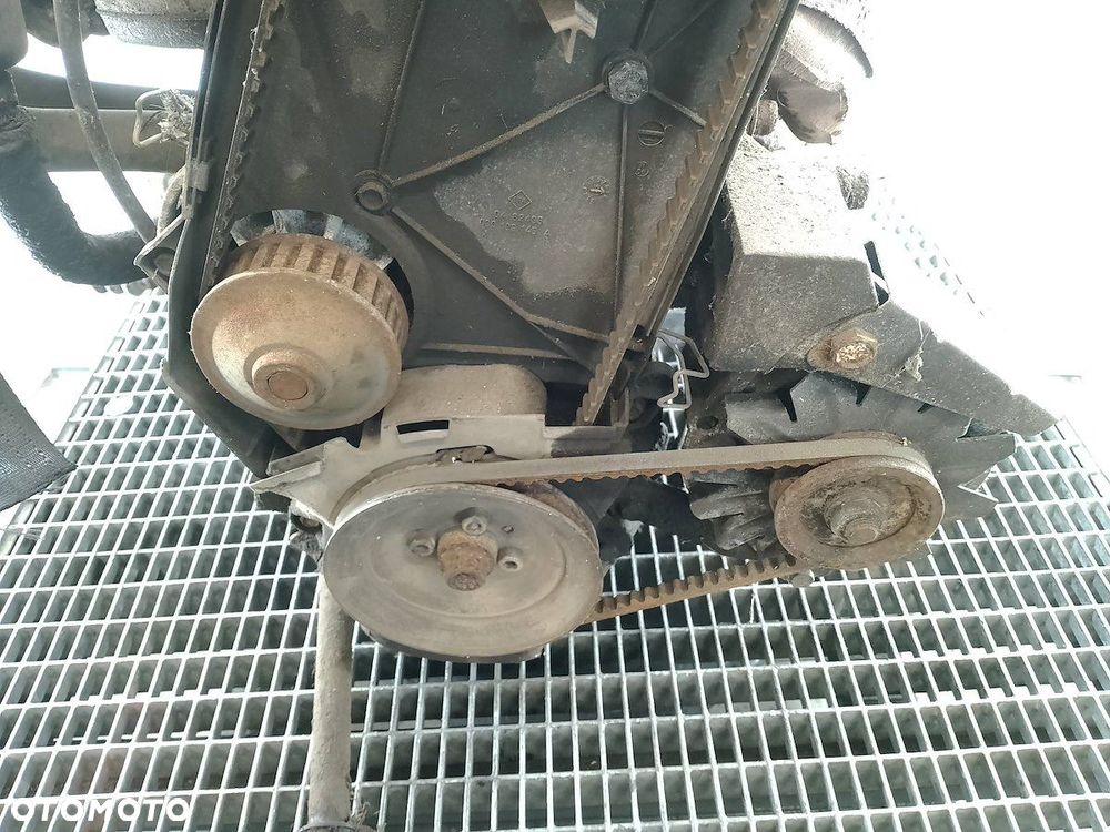 SILNIK KOMPLETNY+ SKRZYNIA BIEGÓW TRABANT 601 TL-023  030103021B  0.6 - 8