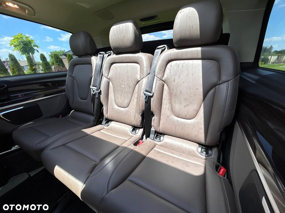 Mercedes-Benz Klasa V 300 d 4-Matic Avantgarde 9G-Tronic (d³ugi) - 24