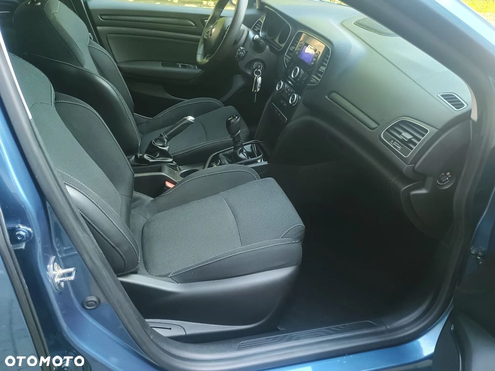 Renault Megane ENERGY TCe 100 LIFE - 15
