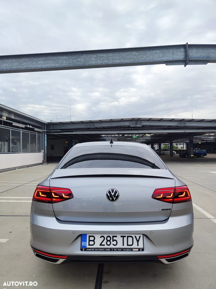 Volkswagen Passat 2.0 TDI DSG 4Mot Highline - 4