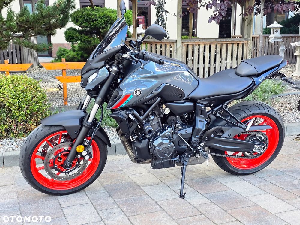 Yamaha MT - 4