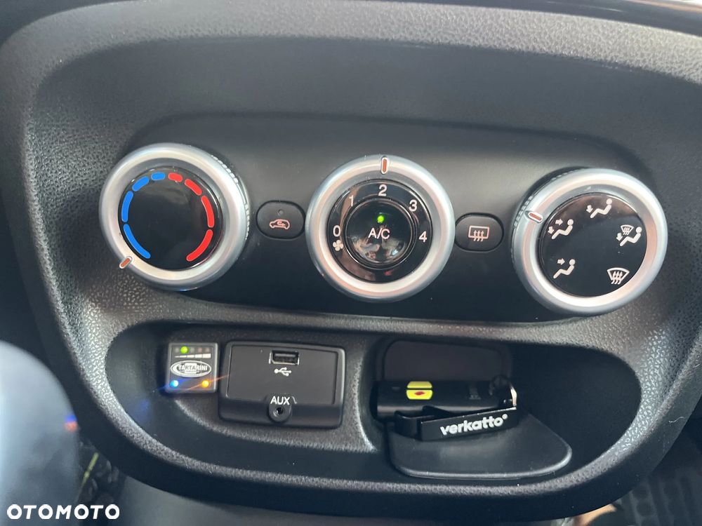 Fiat 500L 1.4 16V Trekking - 18