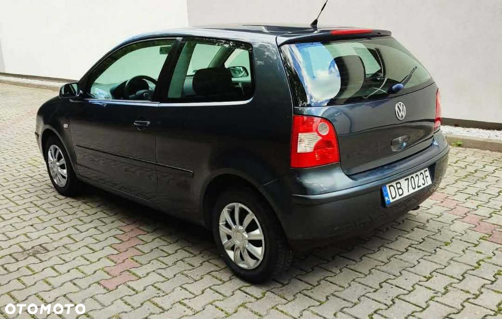 Volkswagen Polo - 4