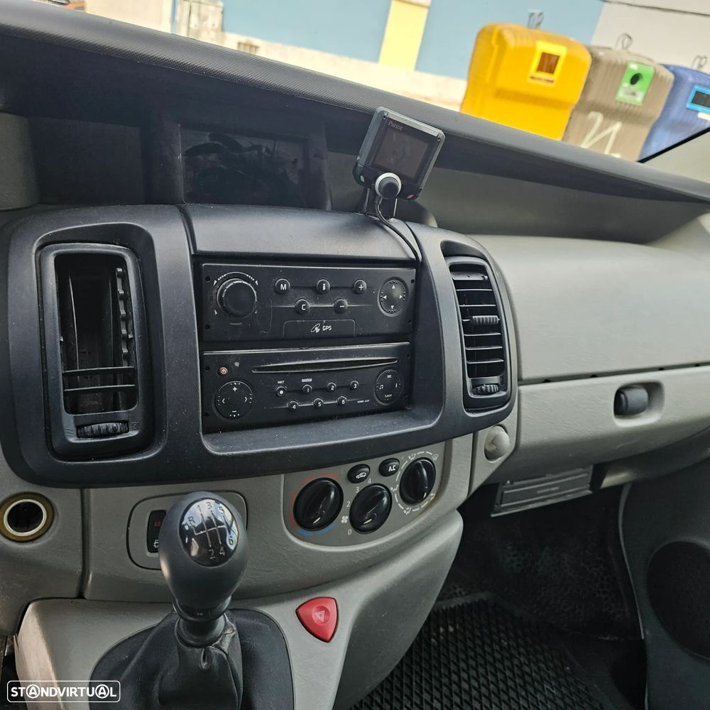 Renault Trafic - 38