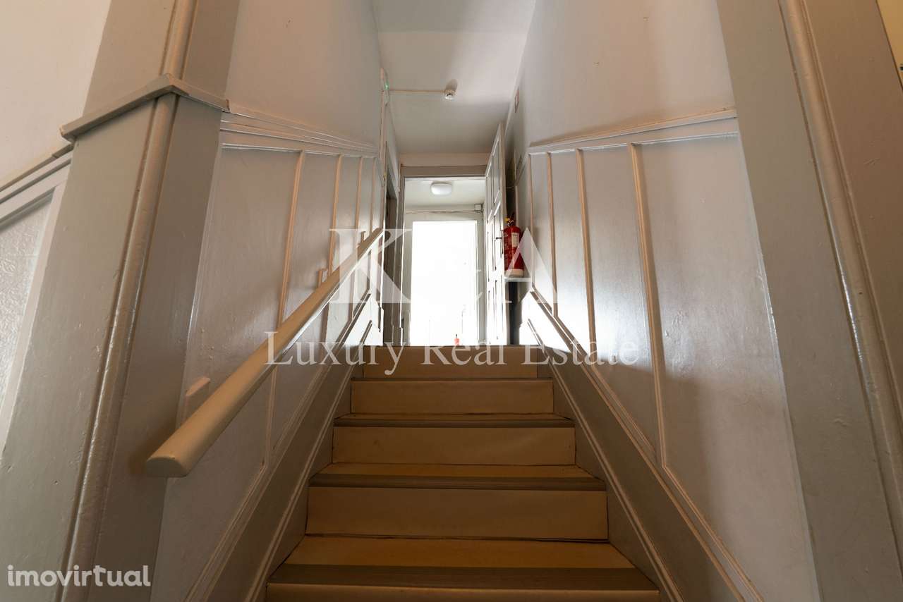 Moradia T9 Venda em Matosinhos e Leça da Palmeira,Matosinhos - Grande imagem: 2/9