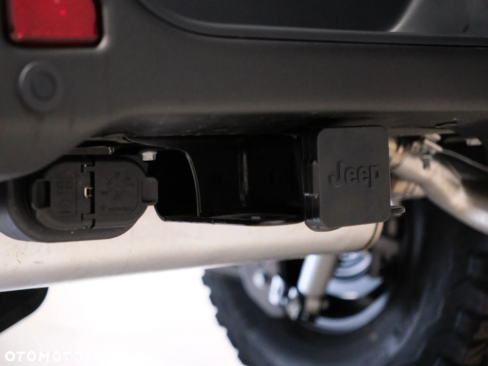 Jeep Wrangler - 18