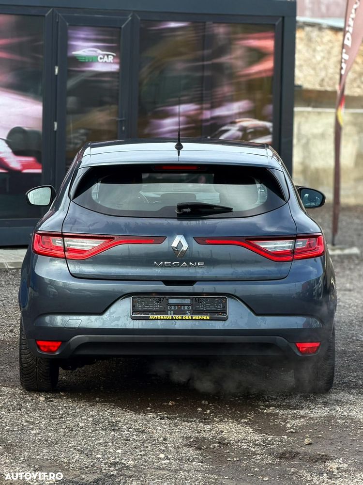 Renault Megane ENERGY TCe 100 LIFE - 8