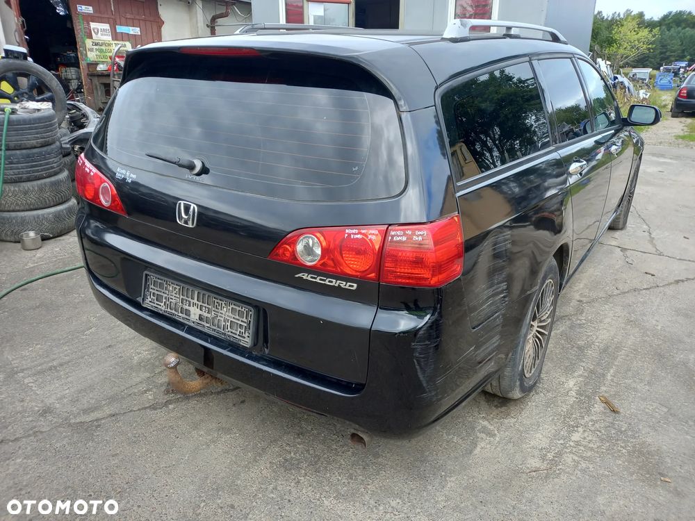 HONDA ACCORD VII ZDERZAK TYŁ TYLNY TYLNI B92P KOMBI - 15