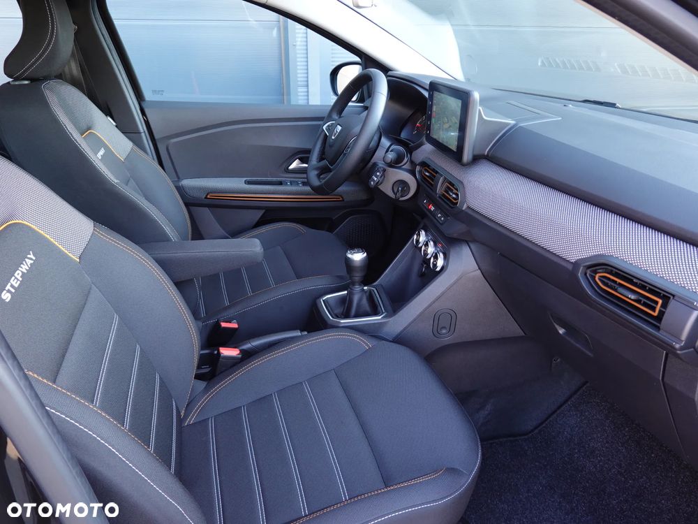 Dacia Sandero Stepway TCe 100 Prestige - 19