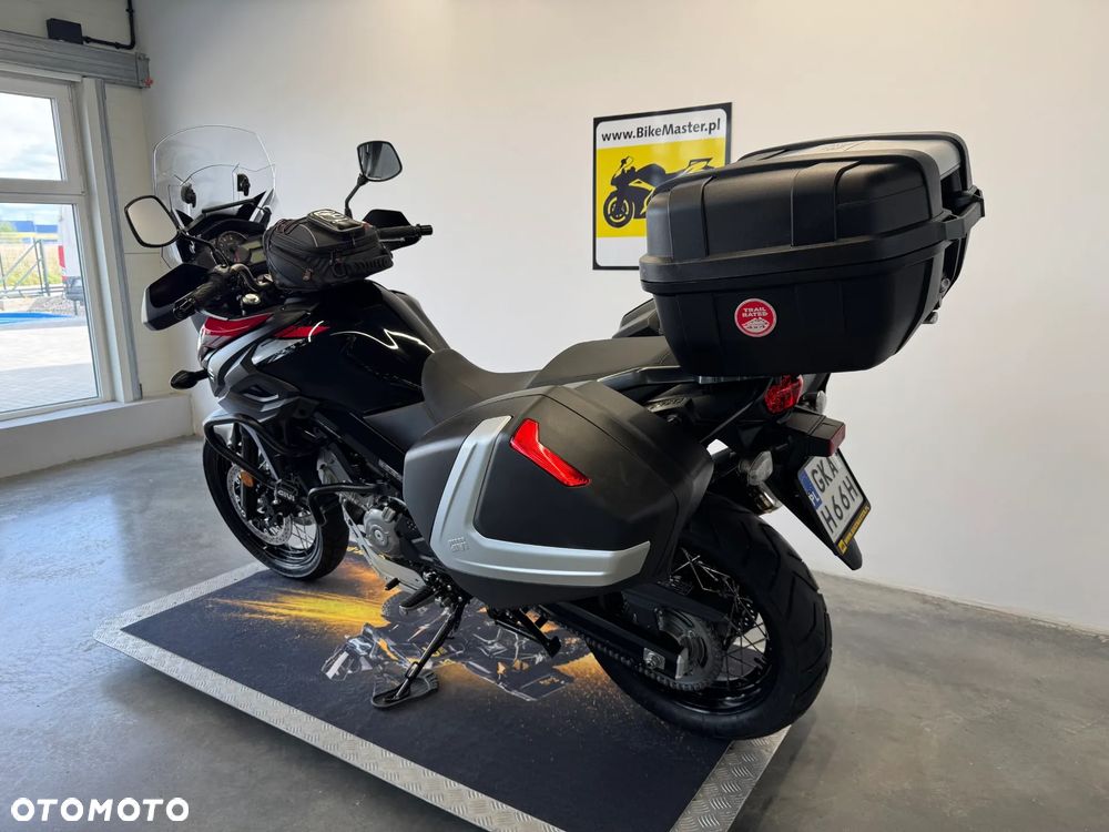 Suzuki DL - 6