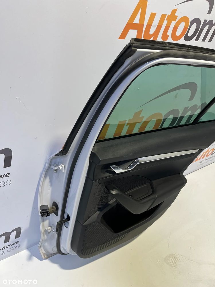 DRZWI PRAWY TYŁ  SKODA OCTAVIA IV KOMBI 2022r LF9E - 7