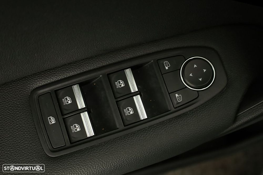 Renault Captur 1.0 TCe Techno Bi-Fuel - 21