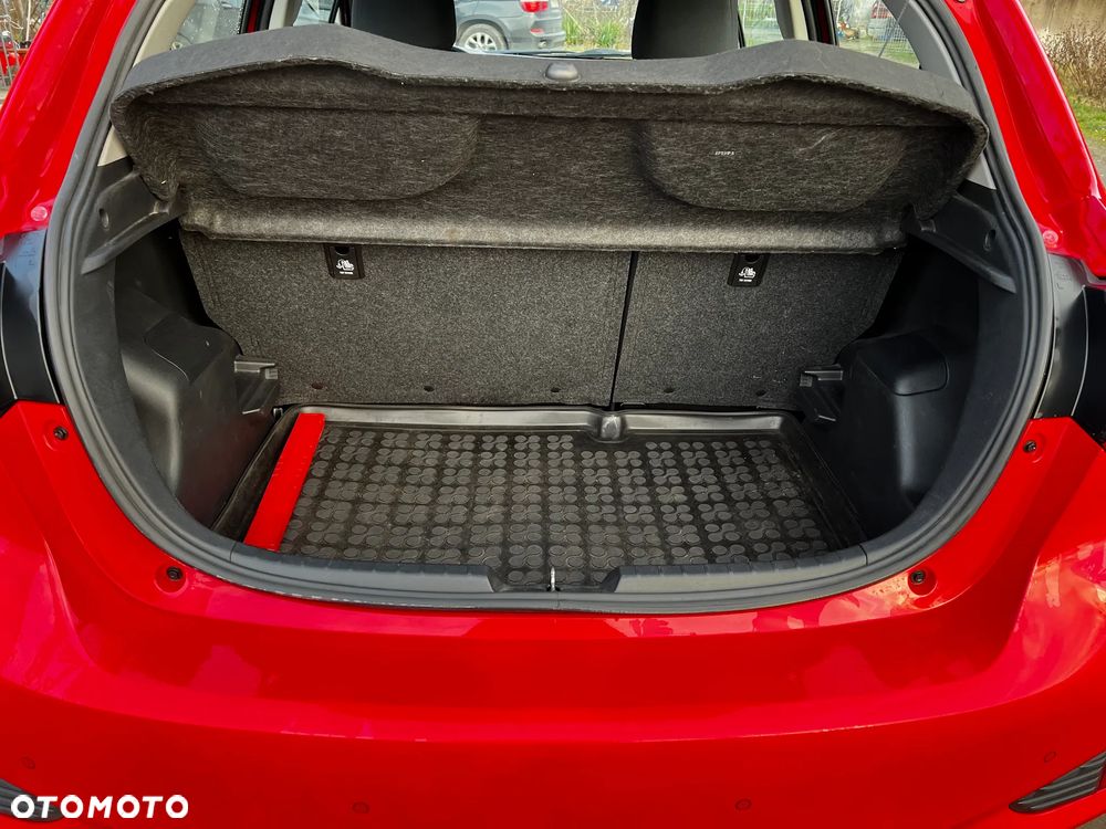 Toyota Yaris 1.5 Premium - 3