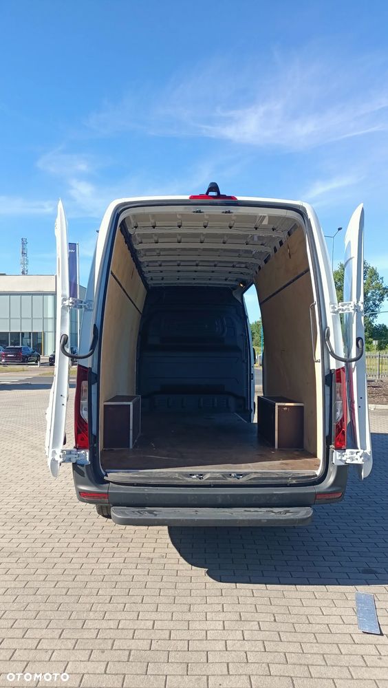 Mercedes-Benz SPRINTER - 7