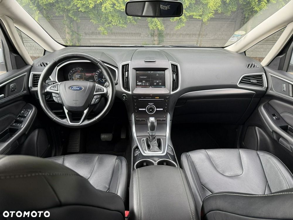 Ford S-Max - 8