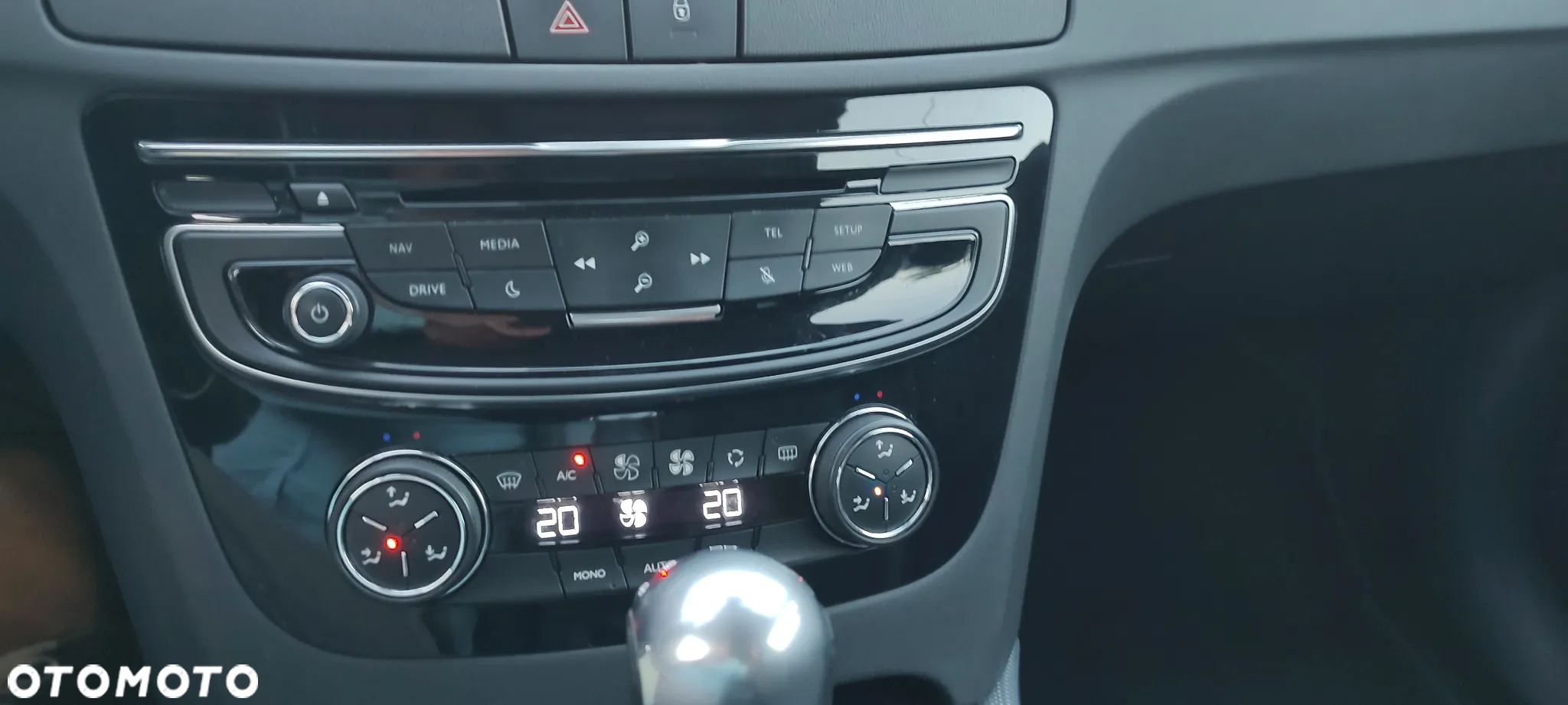 Peugeot 508 1.6 e-THP Allure S&S - 12