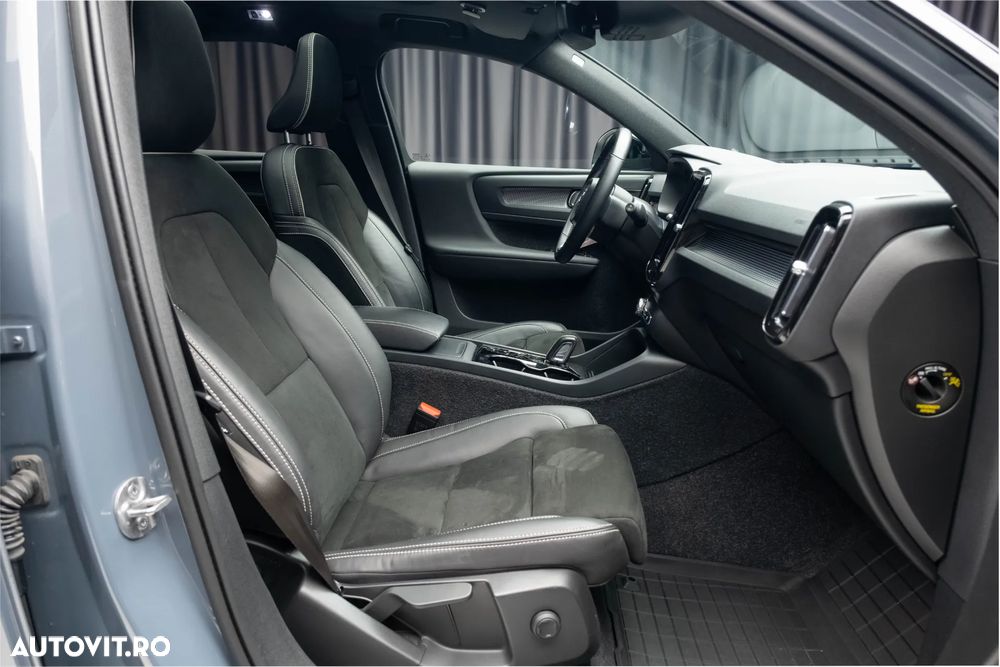 Volvo XC 40 B4 B AWD Geartronic RDesign - 27