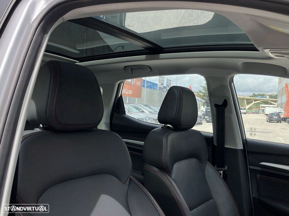 MG ZS EV 72.6 kWh Luxury OBC 11 kW - 22