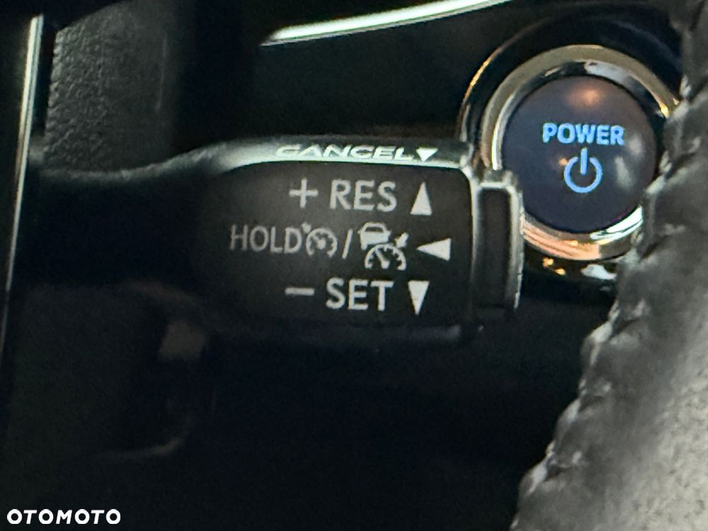 Toyota Prius 1.8 Hybrid Prestige - 26