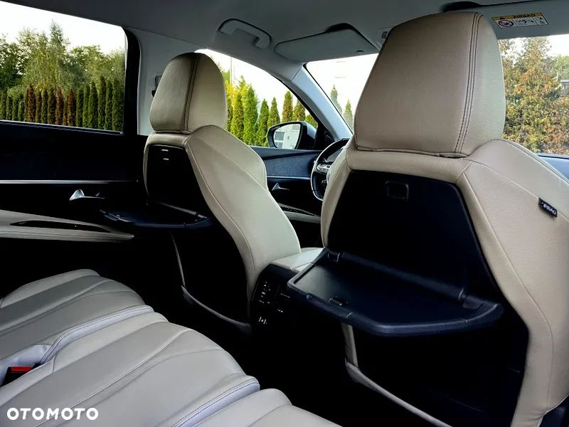 Peugeot 5008 1.6 PureTech Allure S&S EAT8 - 23