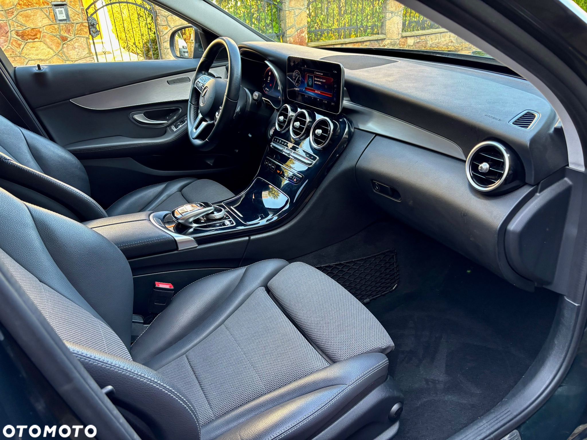 Mercedes-Benz Klasa C 220 d 4MATIC 9G-TRONIC - 22