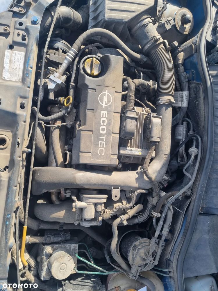 Opel Corsa c 2004r 1.7 cdti Z17DTH skrzynia F23 lakier Z20A na części - 7