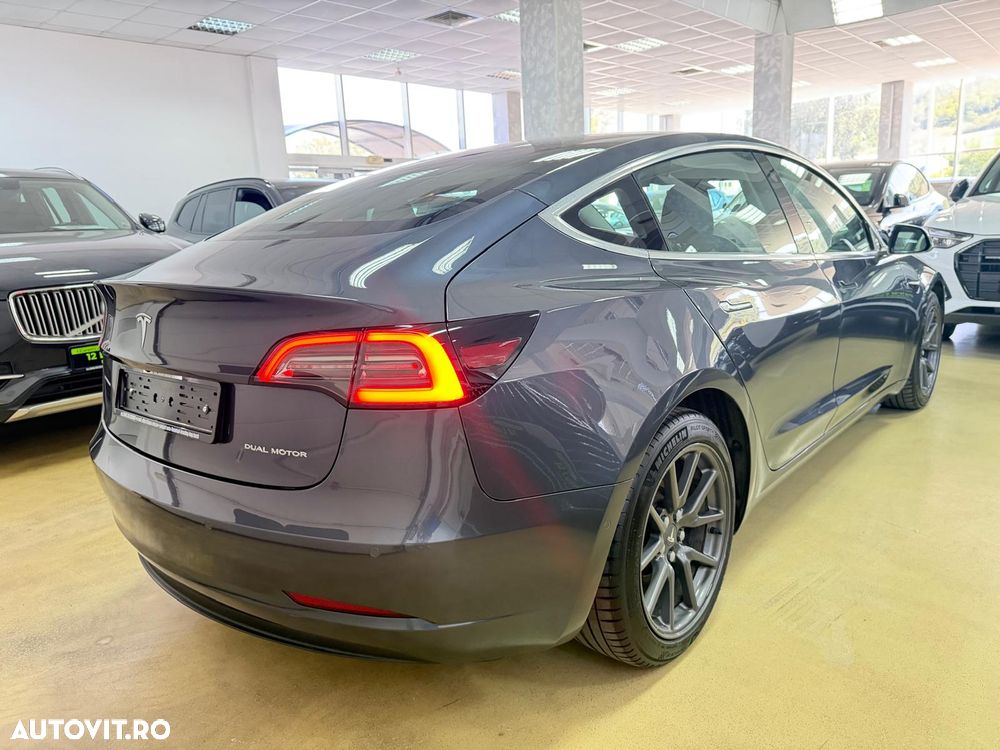 Tesla Model 3 Langstreckenbatterie Allradantrieb Dual Motor - 8