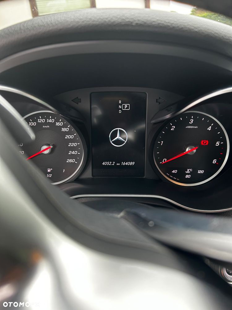 Mercedes-Benz Klasa C 200 d 9G-TRONIC - 21