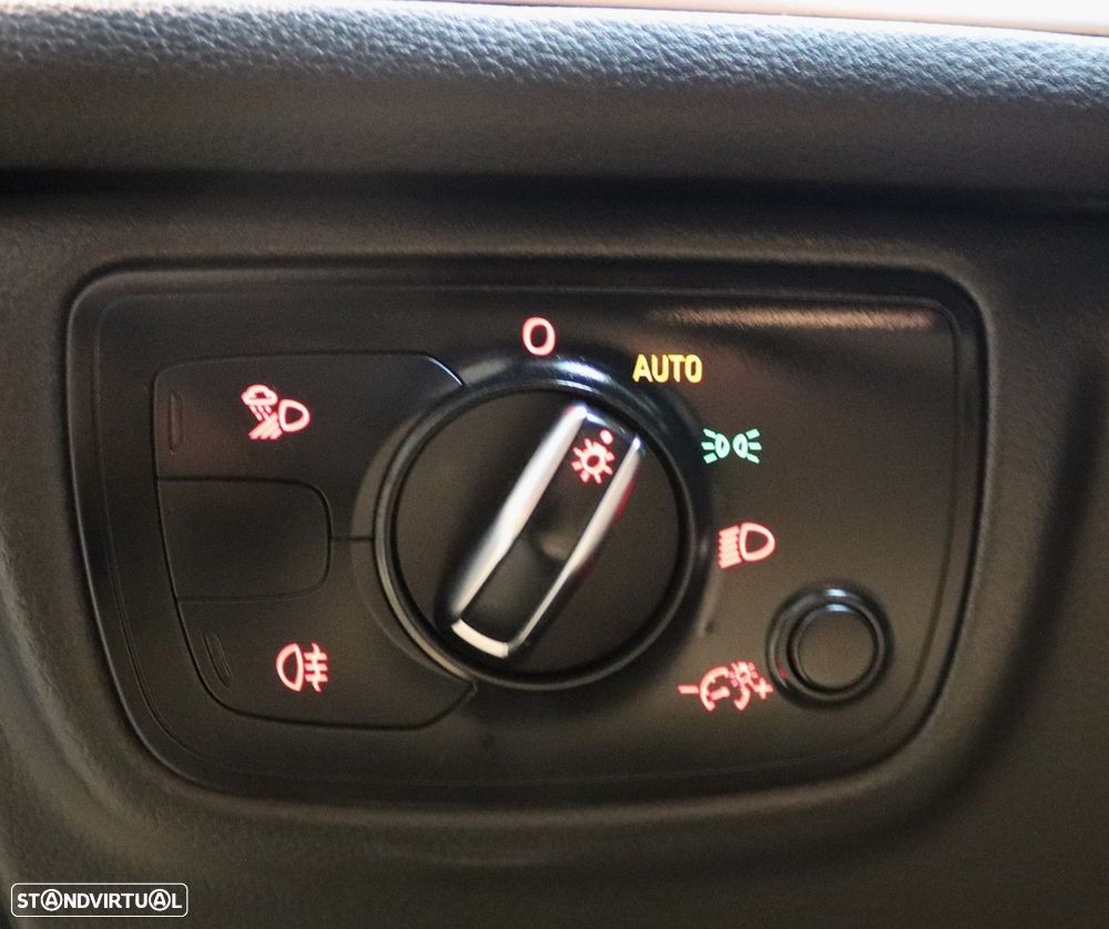 Audi A6 Avant 2.0 TDi S-line S tronic - 13