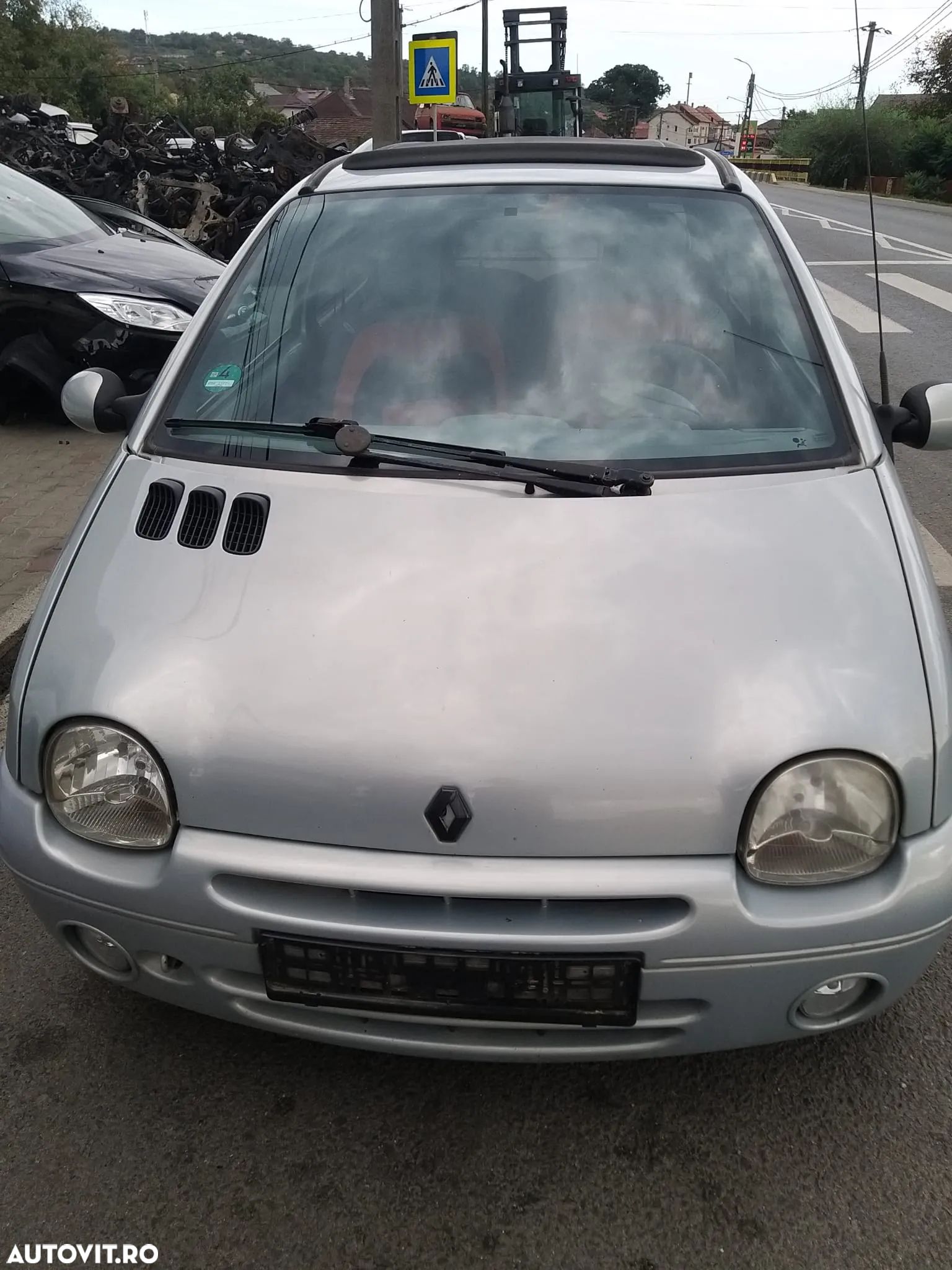 Dezmembram Renault Twingo 1.2 Benzina, an 2003, Cod Motor: D4f-A7-02, Euro 4 - 1