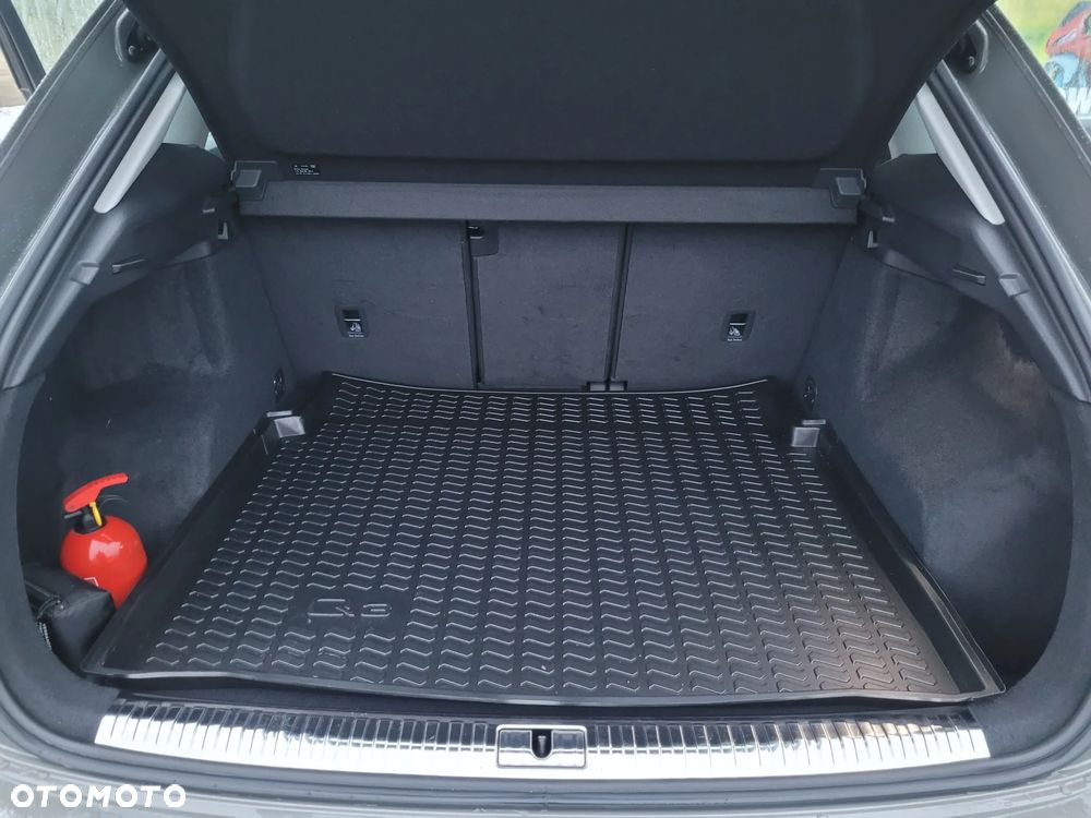 Audi Q3 35 TDI S tronic - 19
