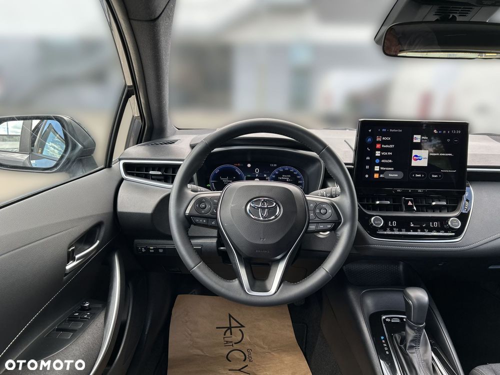 Toyota Corolla 1.8 Hybrid Comfort - 23