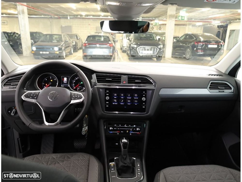 VW Tiguan 2.0 TDI Life DSG - 12