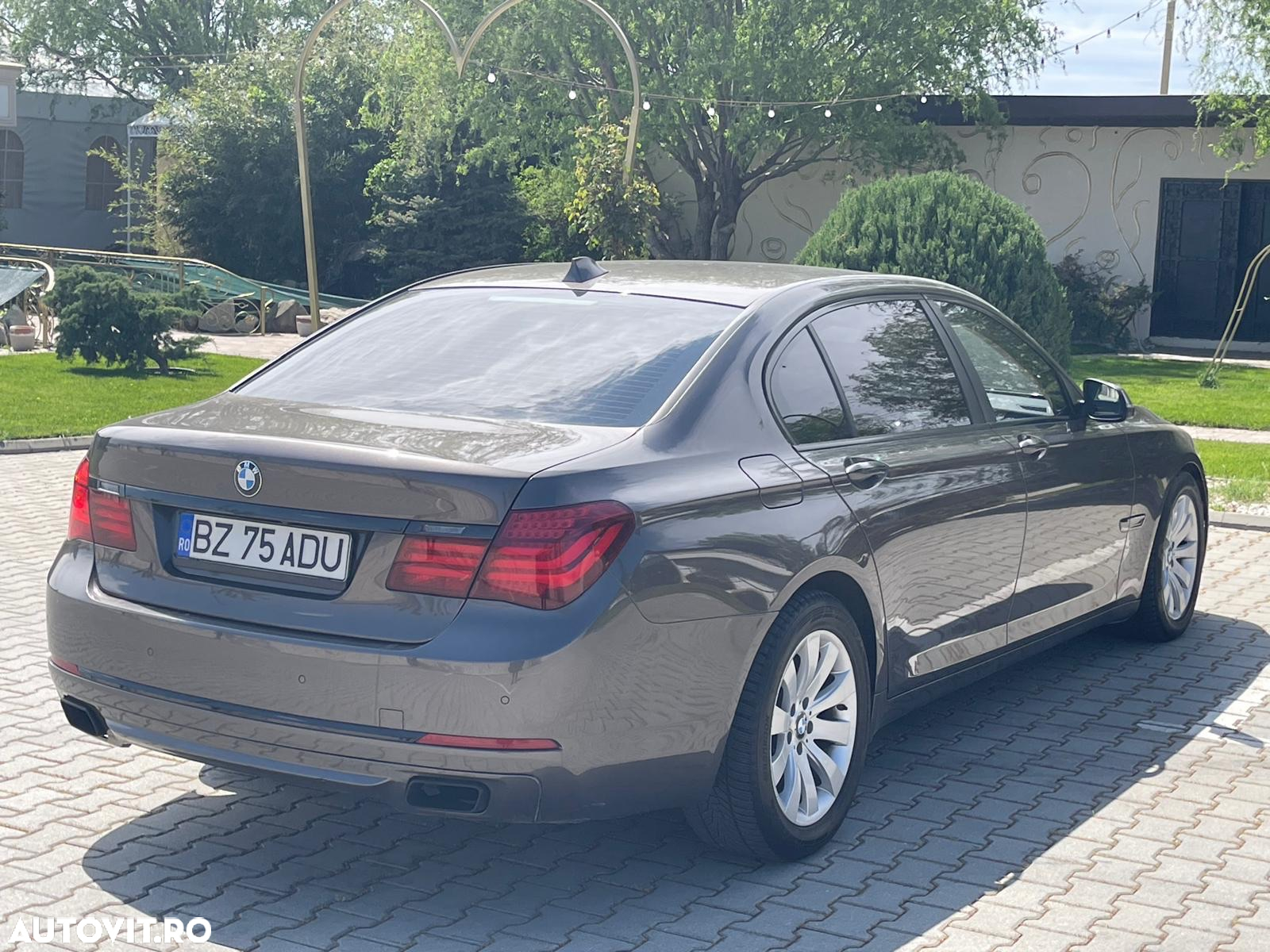 BMW Seria 7 750Ld xDrive - 15