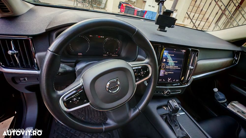 Volvo V90 D5 AWD Geartronic Pro - 8