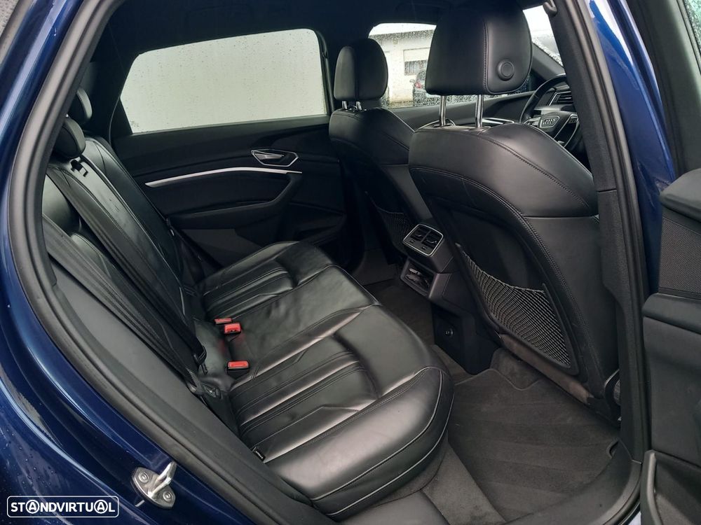 Audi e-tron 55 quattro S line - 26