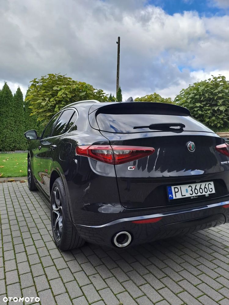 Alfa Romeo Stelvio 2.2 16V AT8 Q4 Ti - 8