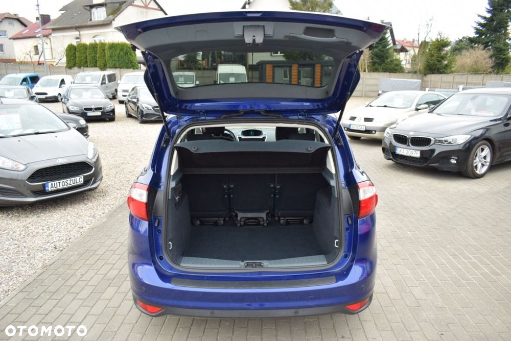 Ford C-MAX - 12